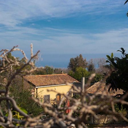 Le Casette Nel Borgo Hotel Acireale Exterior photo
